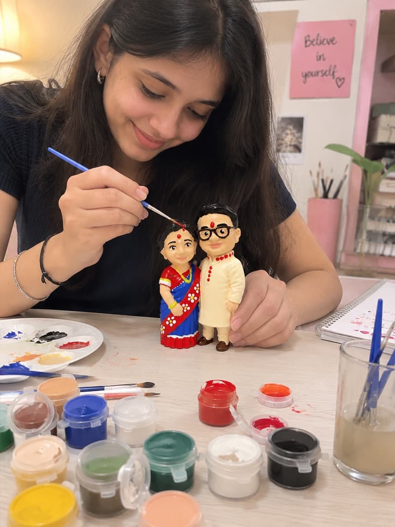 Hand-painted custom figurine — painting mum and dad